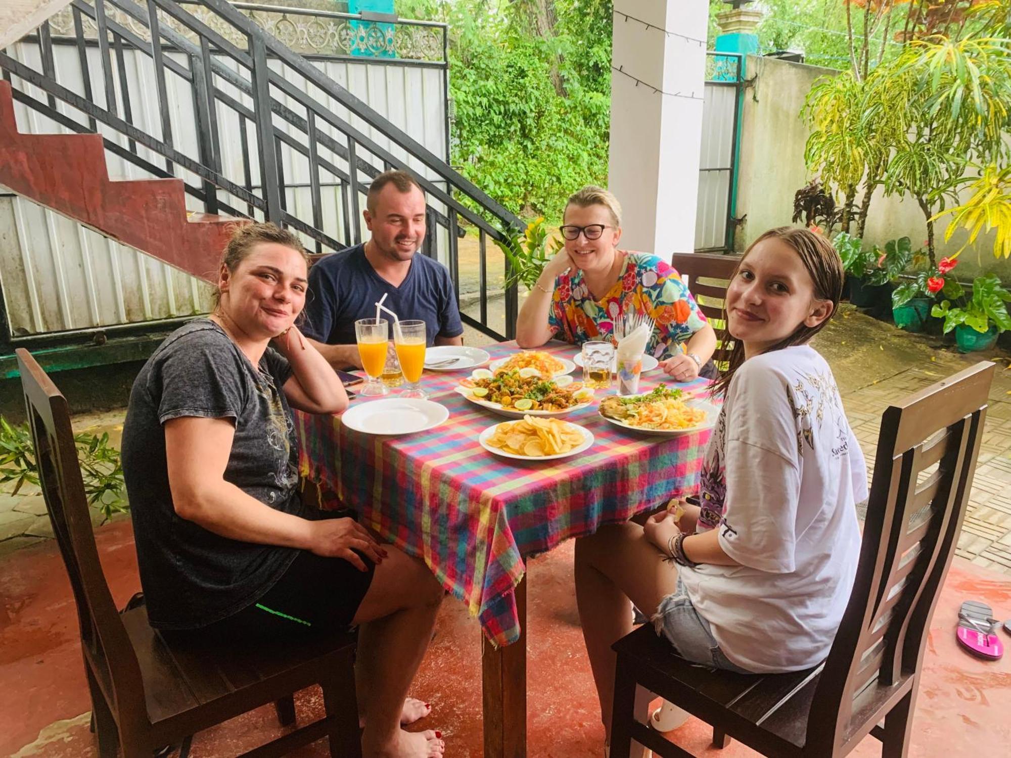 Deshan Homestay & Restaurant Tangalle Exterior foto